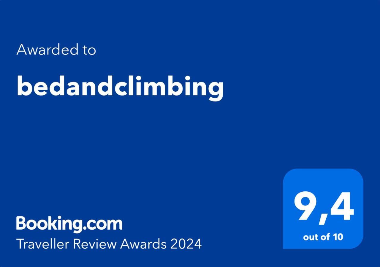מלון באוני Bedandclimbing מראה חיצוני תמונה
